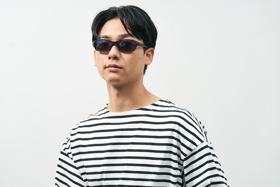 SPORTY SUNGLASSES 運動眼鏡